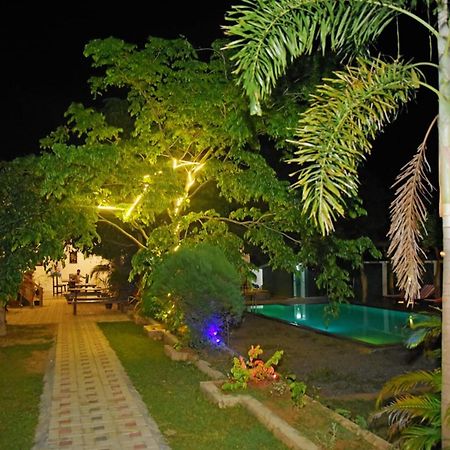 Lily Resort Udawalawe Kültér fotó