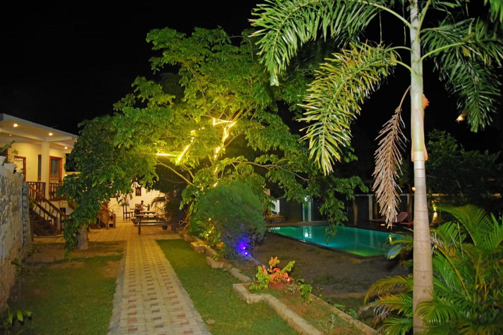 Lily Resort Udawalawe Kültér fotó