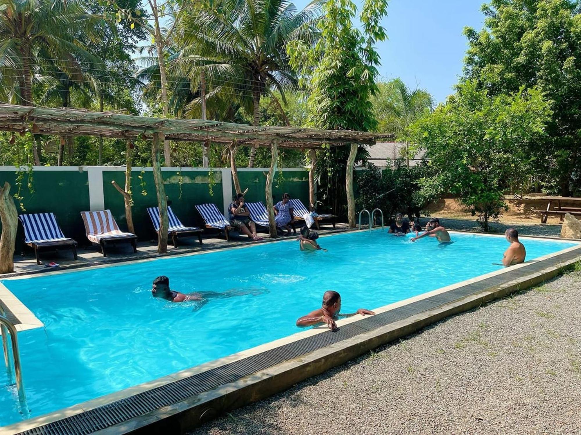 Lily Resort Udawalawe Kültér fotó