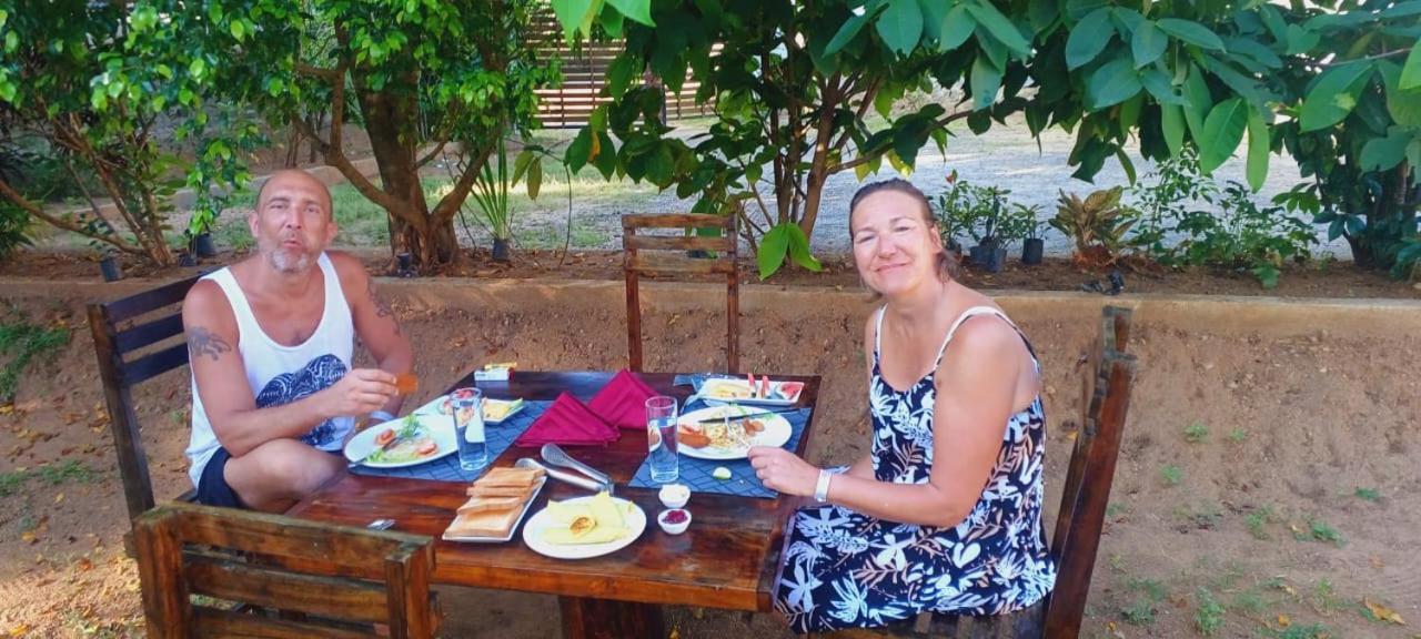 Lily Resort Udawalawe Kültér fotó