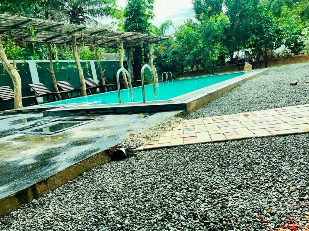 Lily Resort Udawalawe Kültér fotó